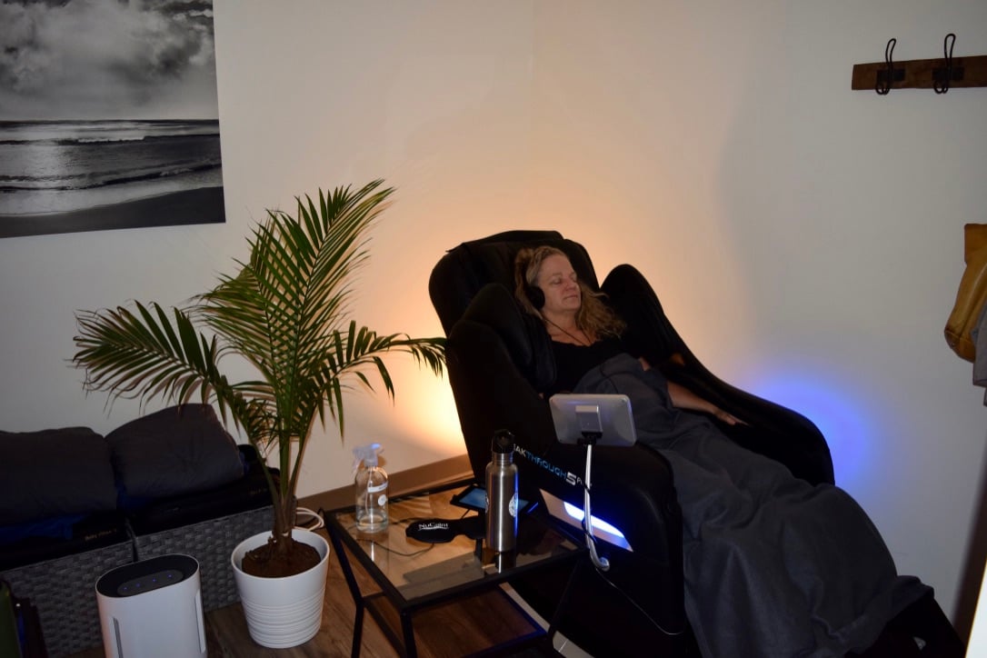 Massage and Compression chair
